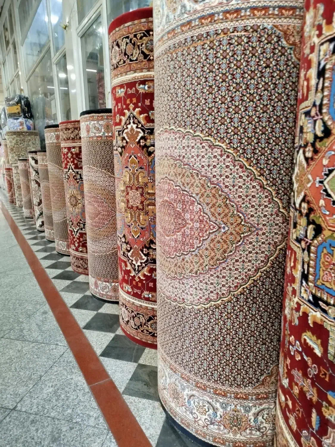 کناره فرش ۷۰۰شانه نصب و موکت فروشی|فرش|تبریز, |دیوار