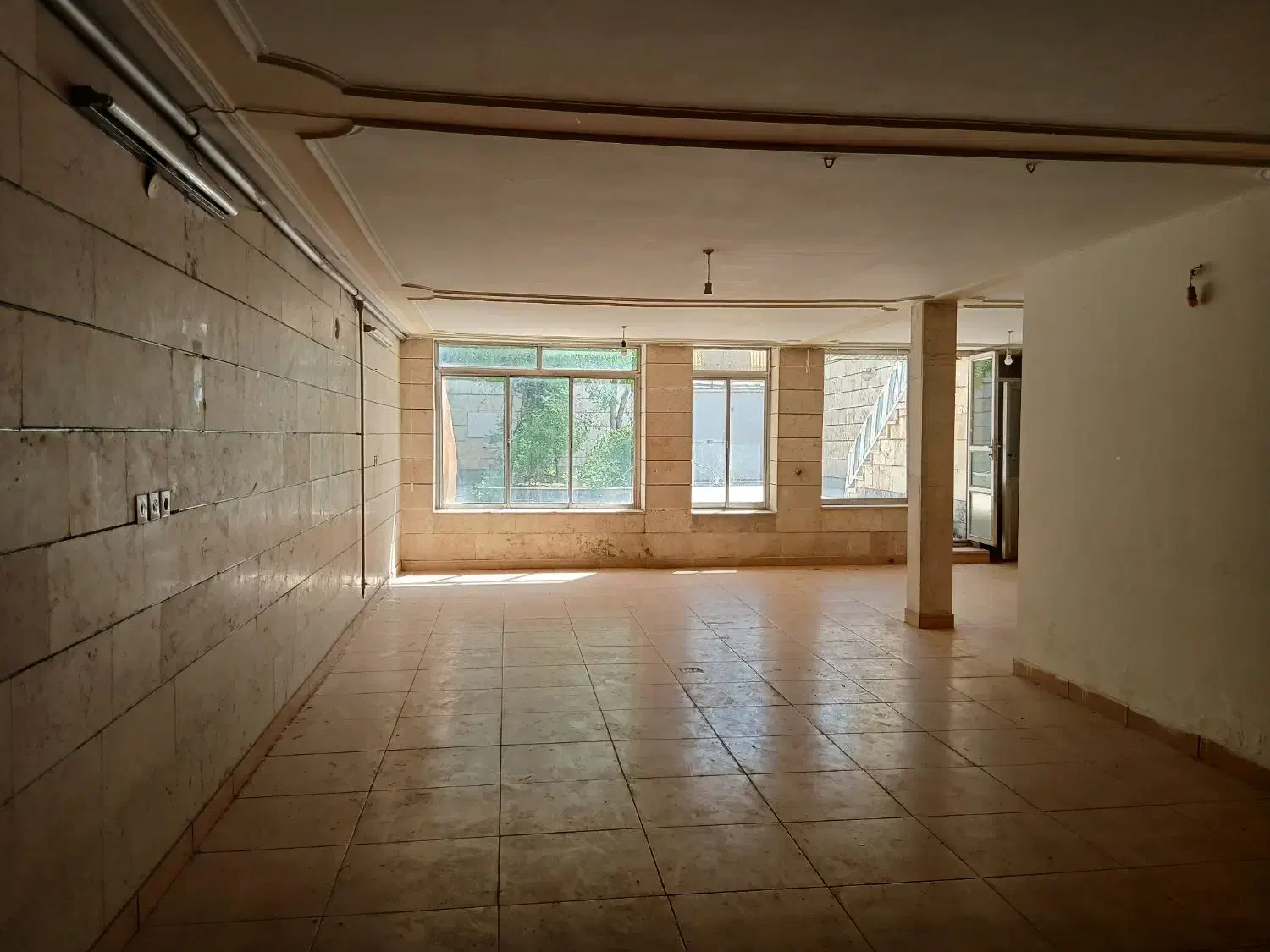 اجاره ویلایی ۳۳۰ متری در دوطبقه مستقل|اجارهٔ خانه و ویلا|مشهد, گوهرشاد|دیوار