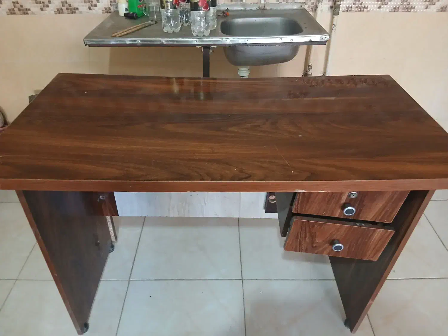 میز کار|دفتر کار|گرگان, |دیوار