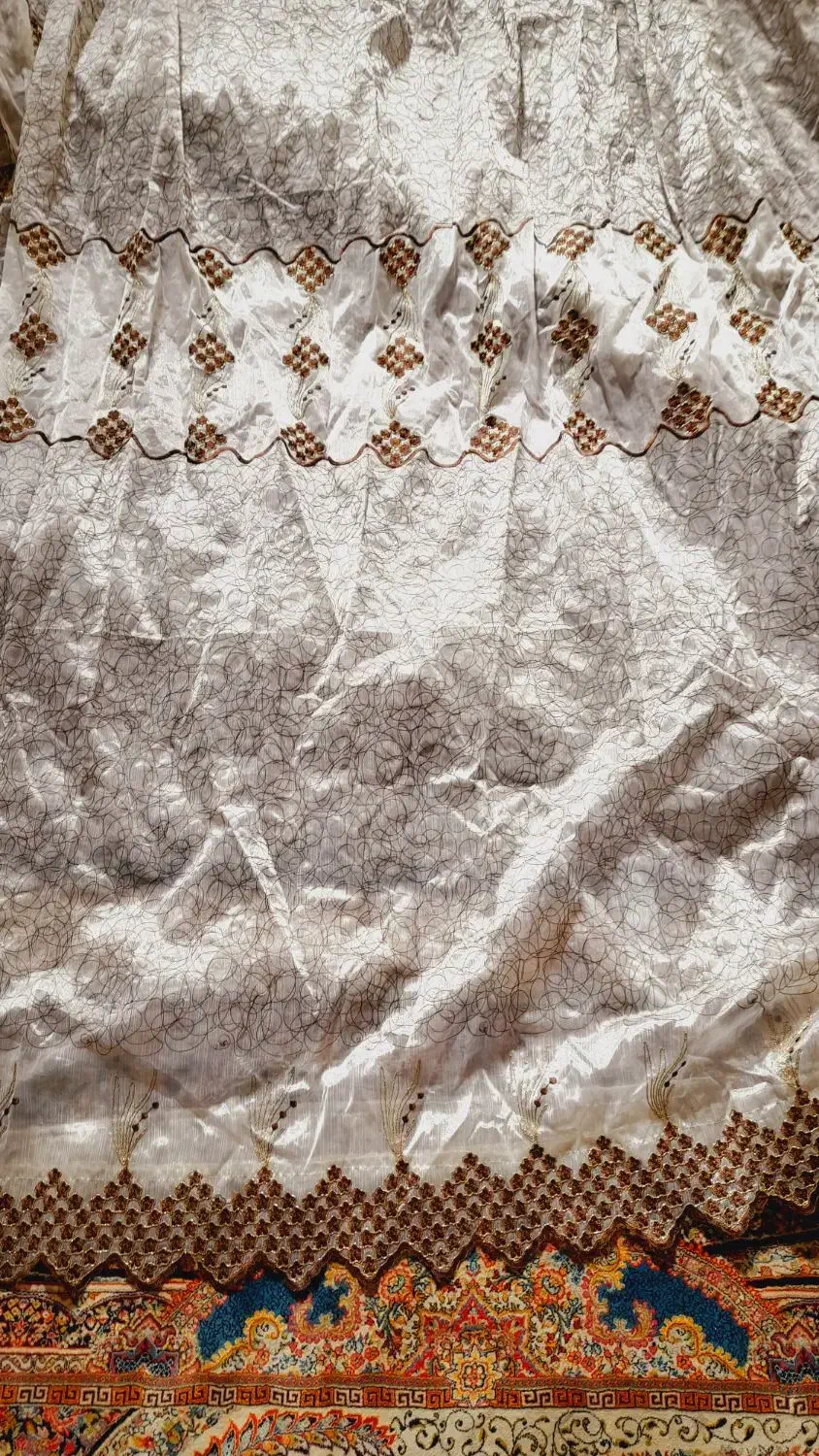 پرده حریر|پرده، رانر، رومیزی|قم, چهل درخت‎|دیوار