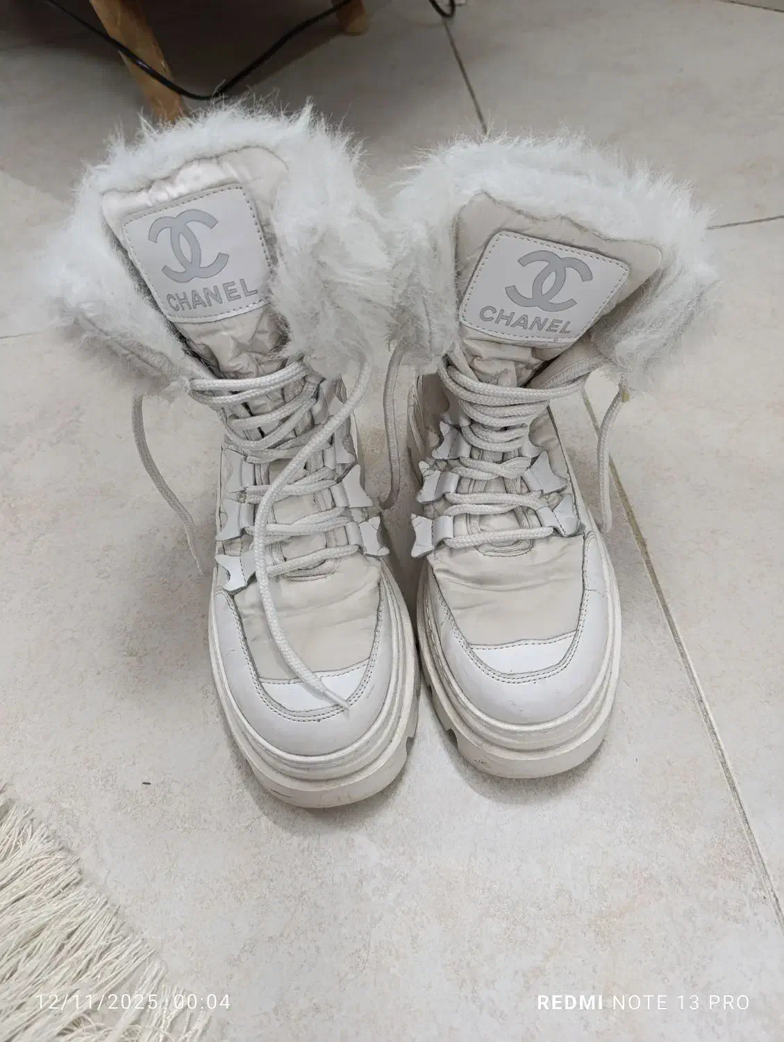 نیم بوت|کیف، کفش، کمربند|بروجرد, |دیوار