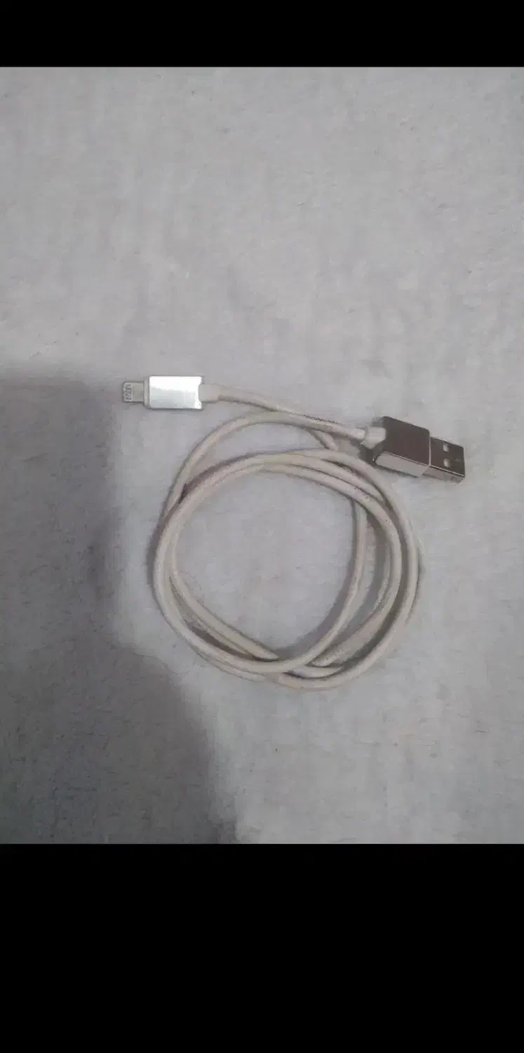 فلش 16،8گیک استیل. سیم شارژر اپل شارژر|لوازم جانبی موبایل و تبلت|خرمآباد, |دیوار