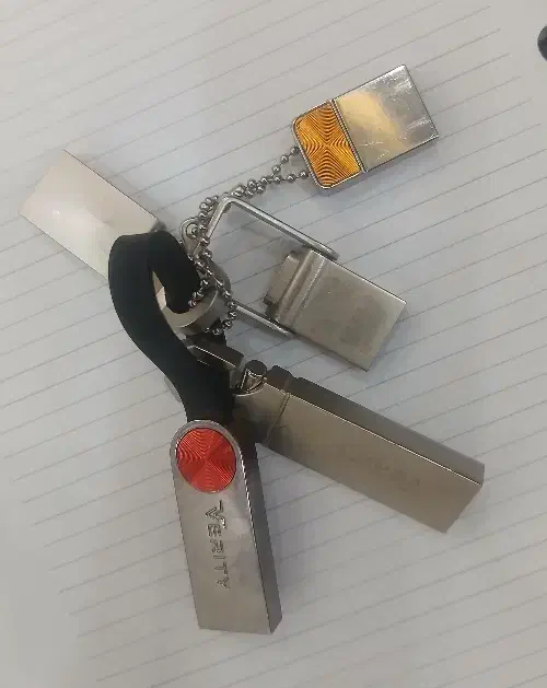 پوکه فلش|قطعات و لوازم جانبی رایانه|فولادشهر, مسکن مهر فولادشهر|دیوار