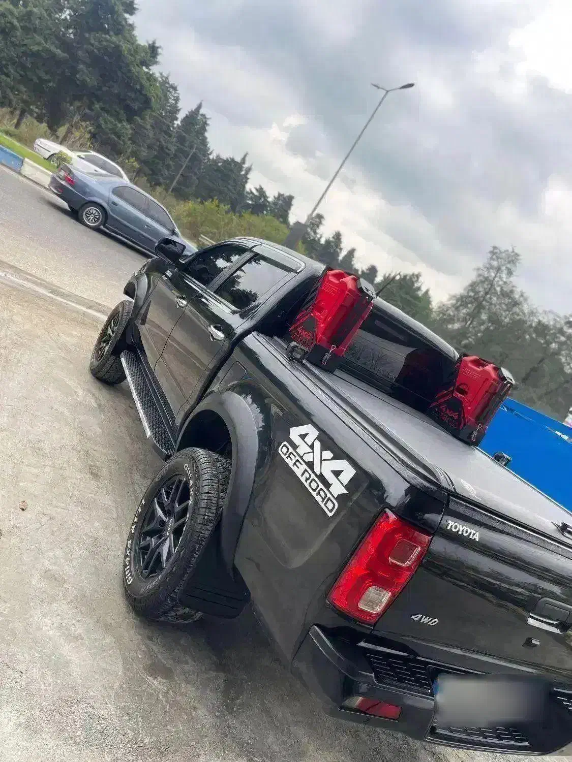 کی ام سی T8 لوازمی|خودرو سواری و وانت|آستارا, |دیوار