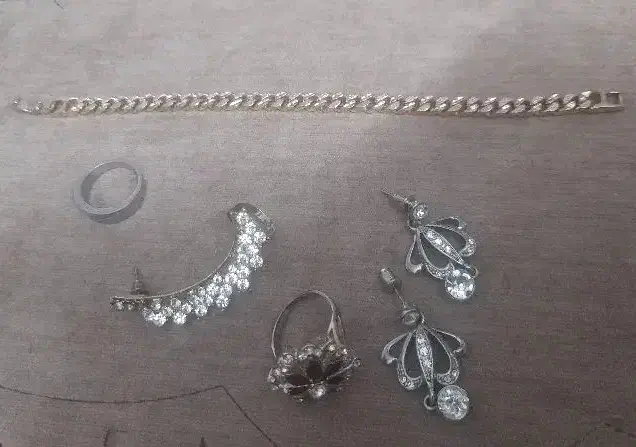 بدلیجات زیبا با رنگ ثابت|بدلیجات|شاهینشهر, عطار|دیوار