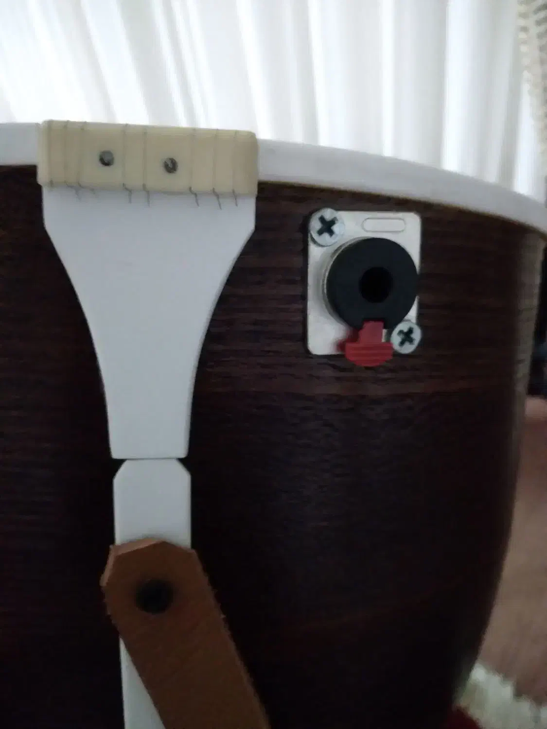 سازقوپوز|سازهای سنتی|سراب, |دیوار