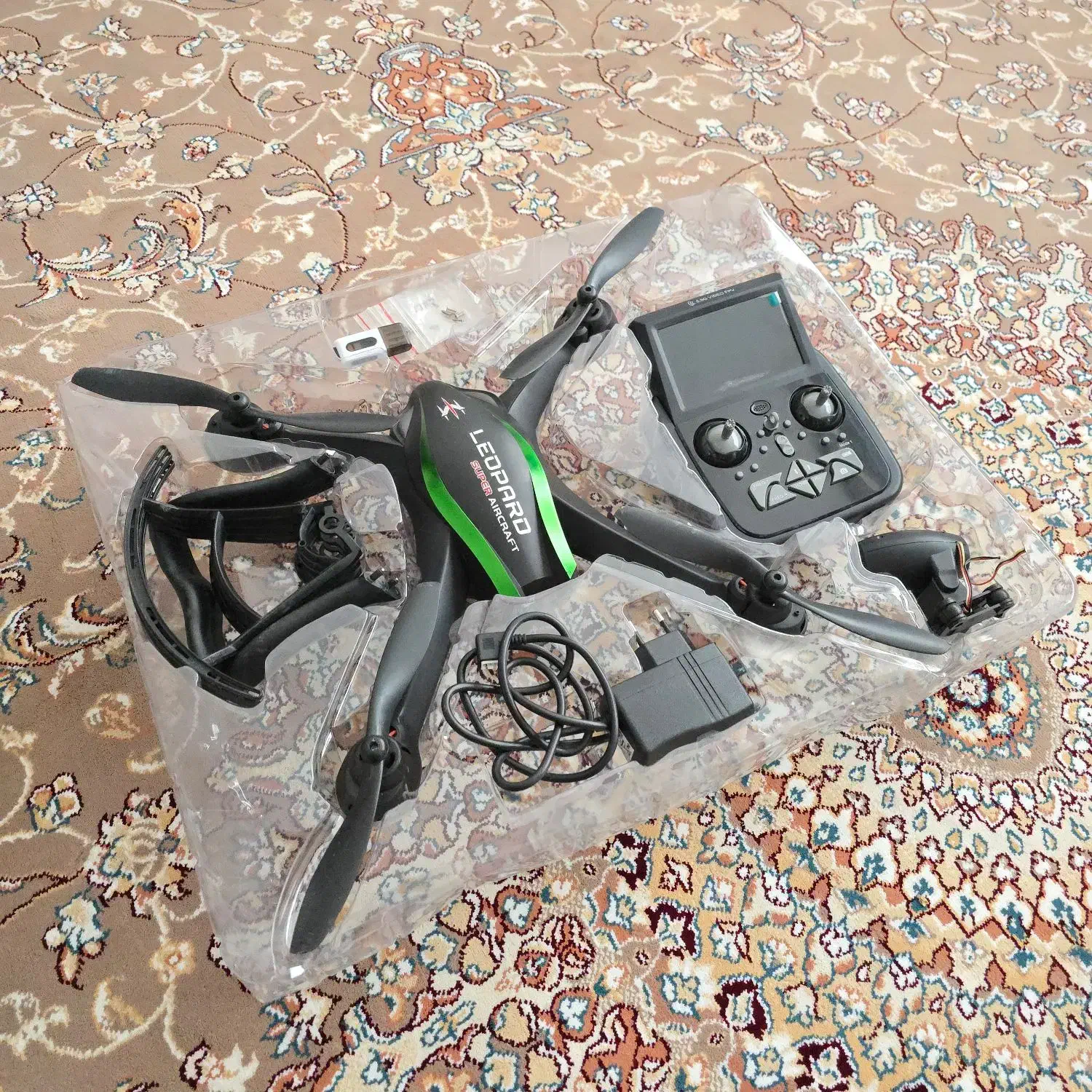 کوادکوپتر نیمه حرفه ای لئوپارد برند چریسان|اسباب‌‌بازی|قم, شاه سید علی|دیوار