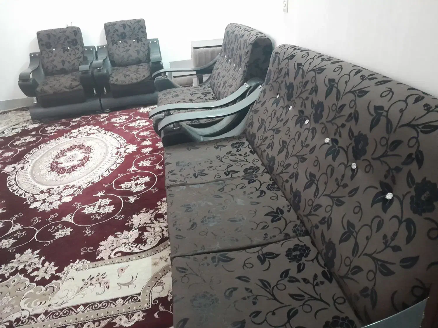 فروش مبل و عسلی ب مبلغ ۵ ملیون|مبلمان خانگی و میز عسلی|گلپایگان, |دیوار