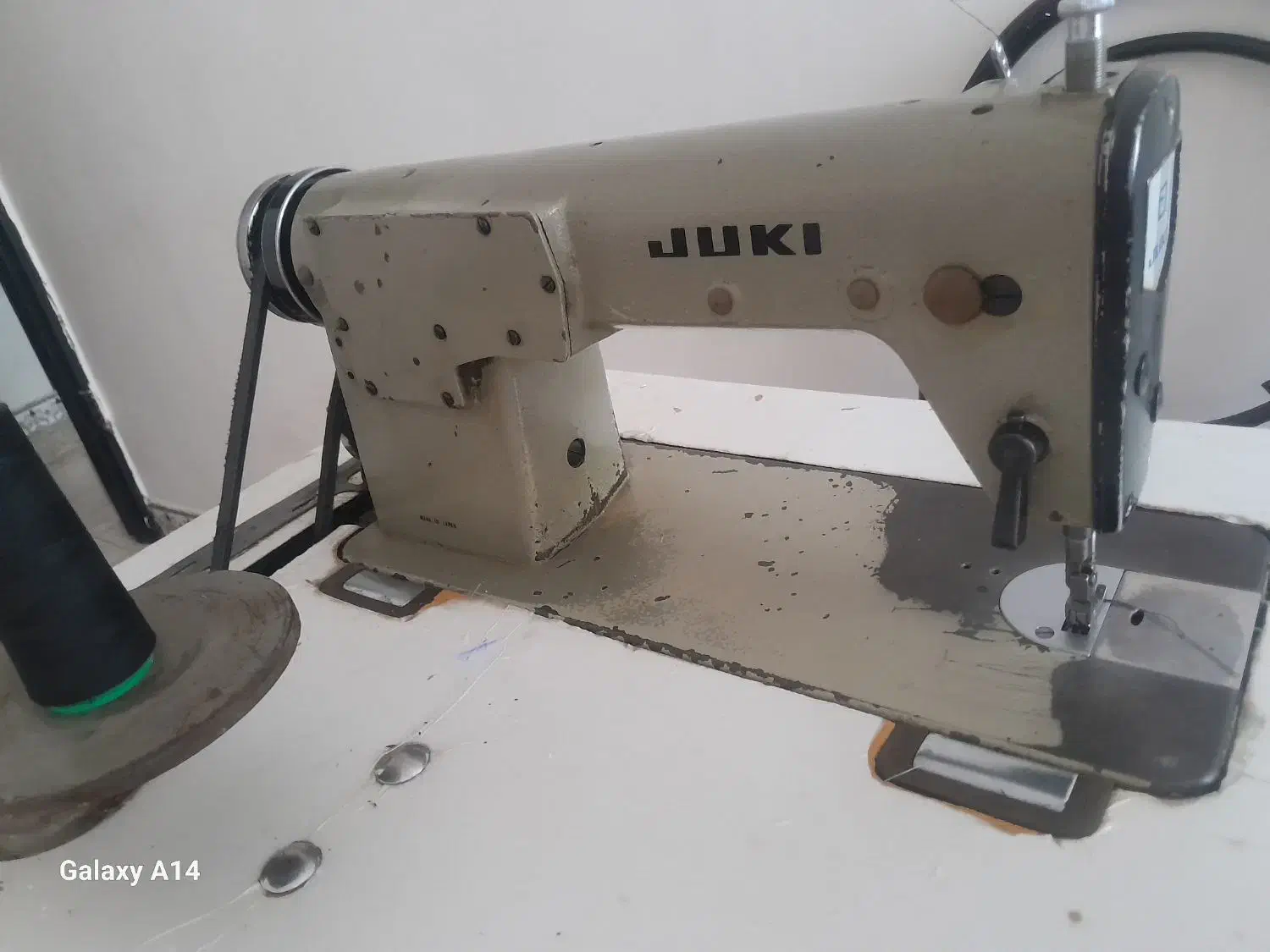 چرخ خیاطی راسته دوز|چرخ خیاطی و ریسندگی|خزل, |دیوار