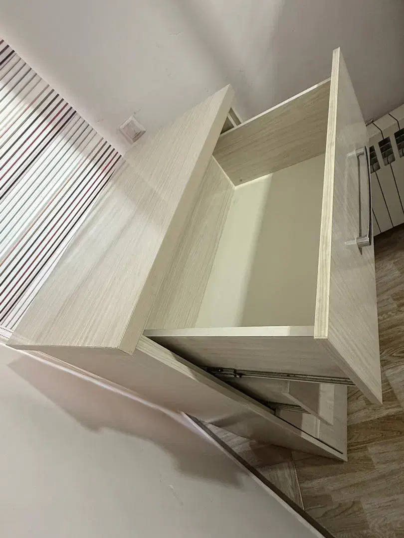 دراور دست ساز چهار کشو|جاکفشی، کمد، دراور|رشت, دباغیان|دیوار