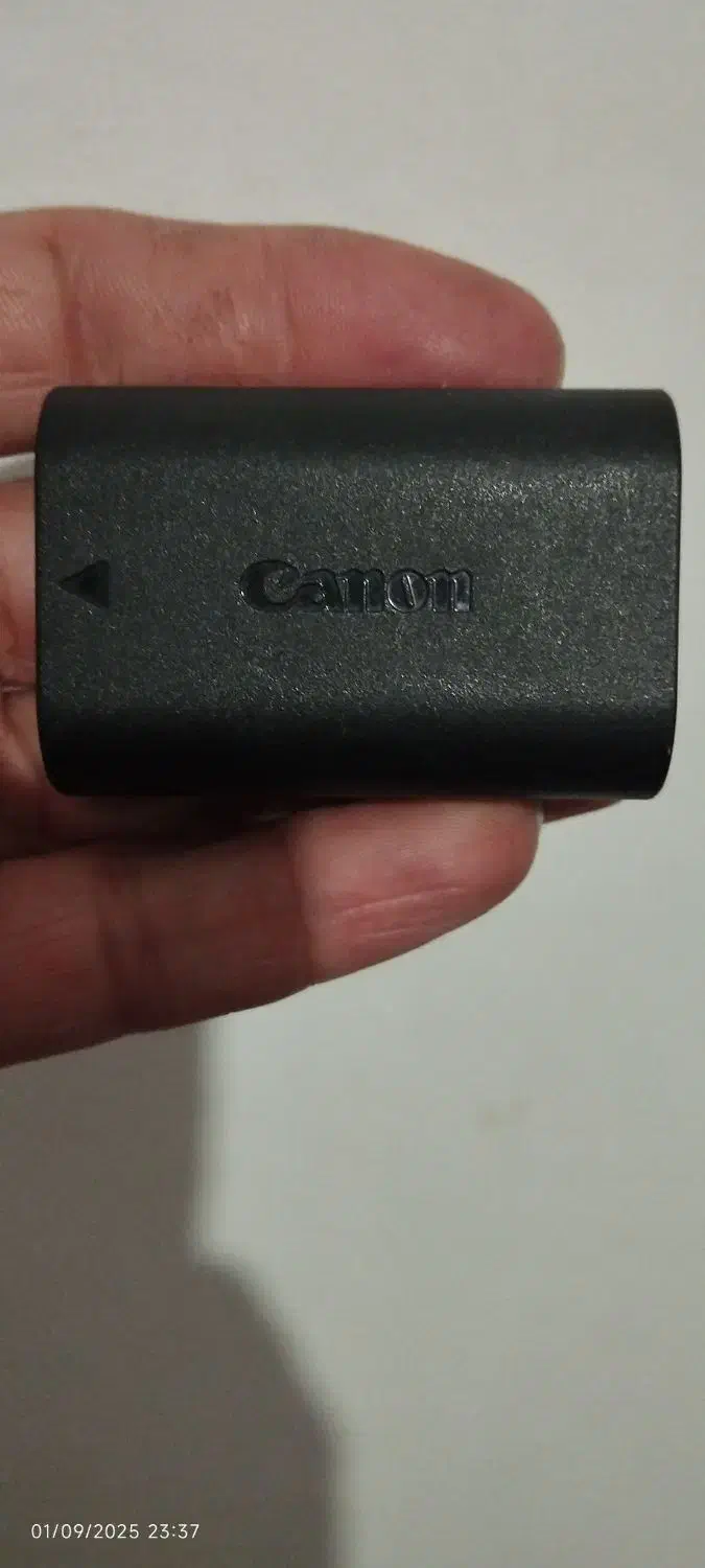 باطری canon|دوربین عکاسی و فیلم‌برداری|قرچک, زیبا شهر|دیوار