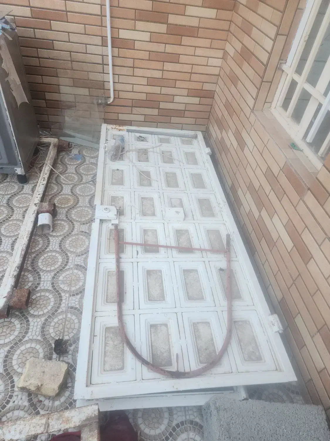 درحیاط|مصالح و تجهیزات ساختمان|سیرجان, |دیوار