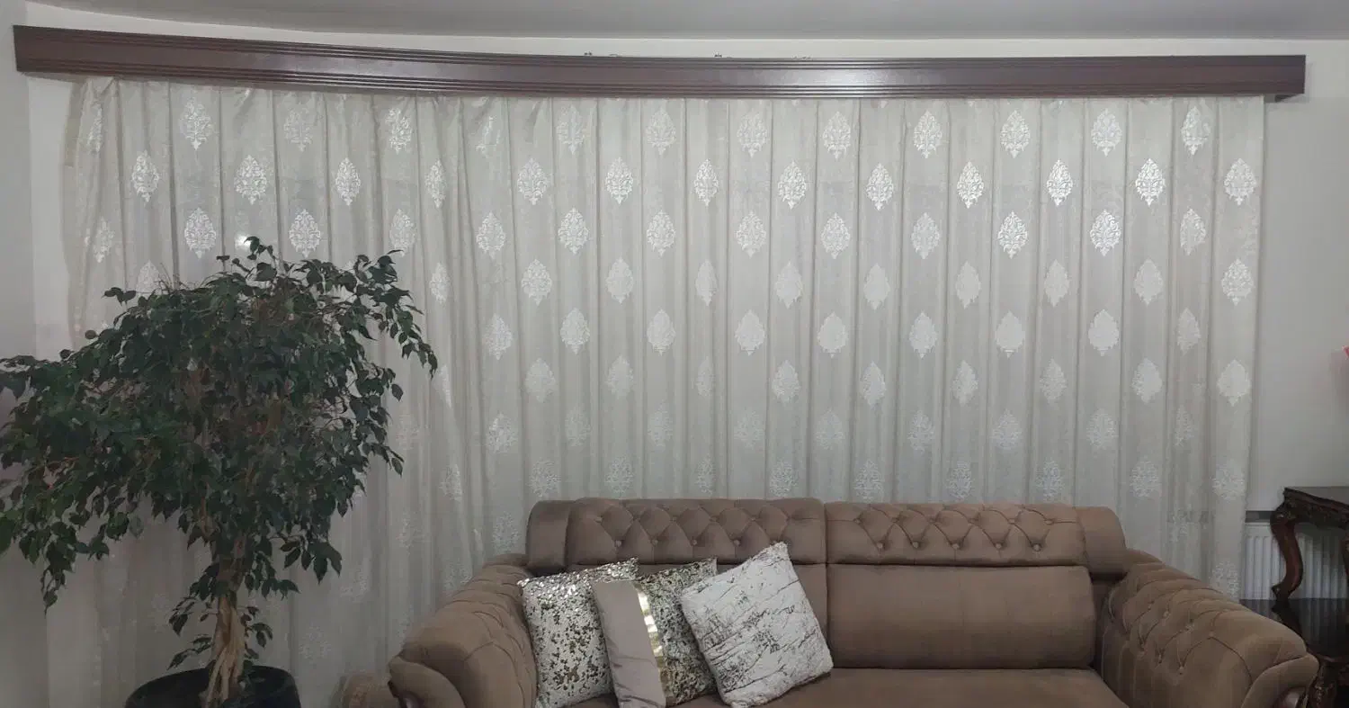 ۱۰ متر پرده پذیرایی (شامل ۳ عدد) به همراه کتیبه|پرده، رانر، رومیزی|قائم‌شهر, |دیوار