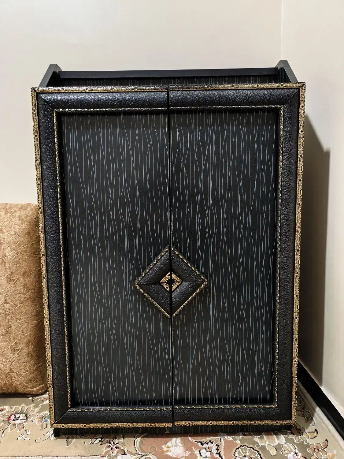 جاکفشی|جاکفشی، کمد، دراور|بندر امام خمینی, |دیوار