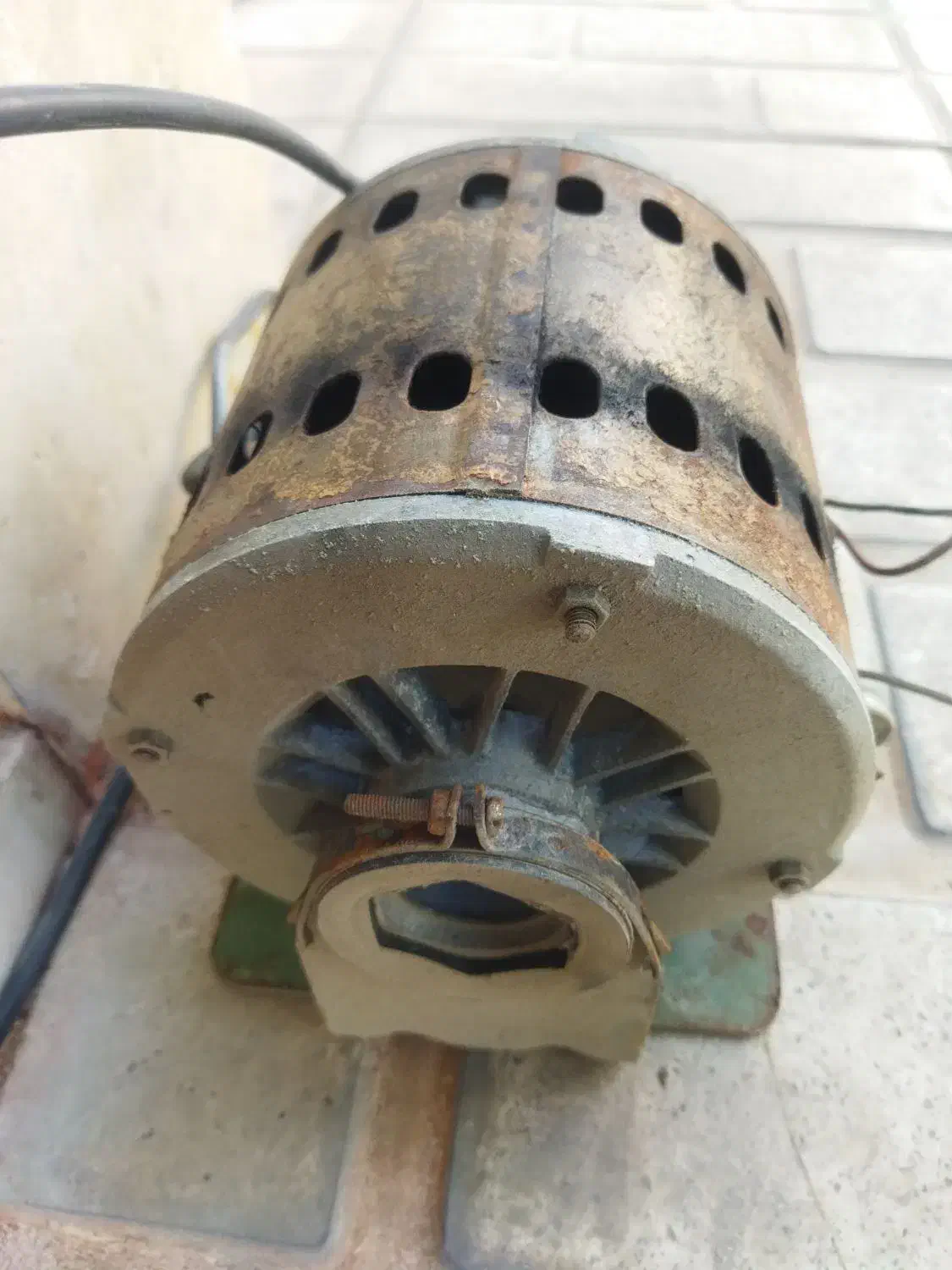 موتور ماشین لباسشویی سطلی سالم سالم|ماشین لباسشویی و خشک‌کن لباس|ورامین, شهرک فجر|دیوار