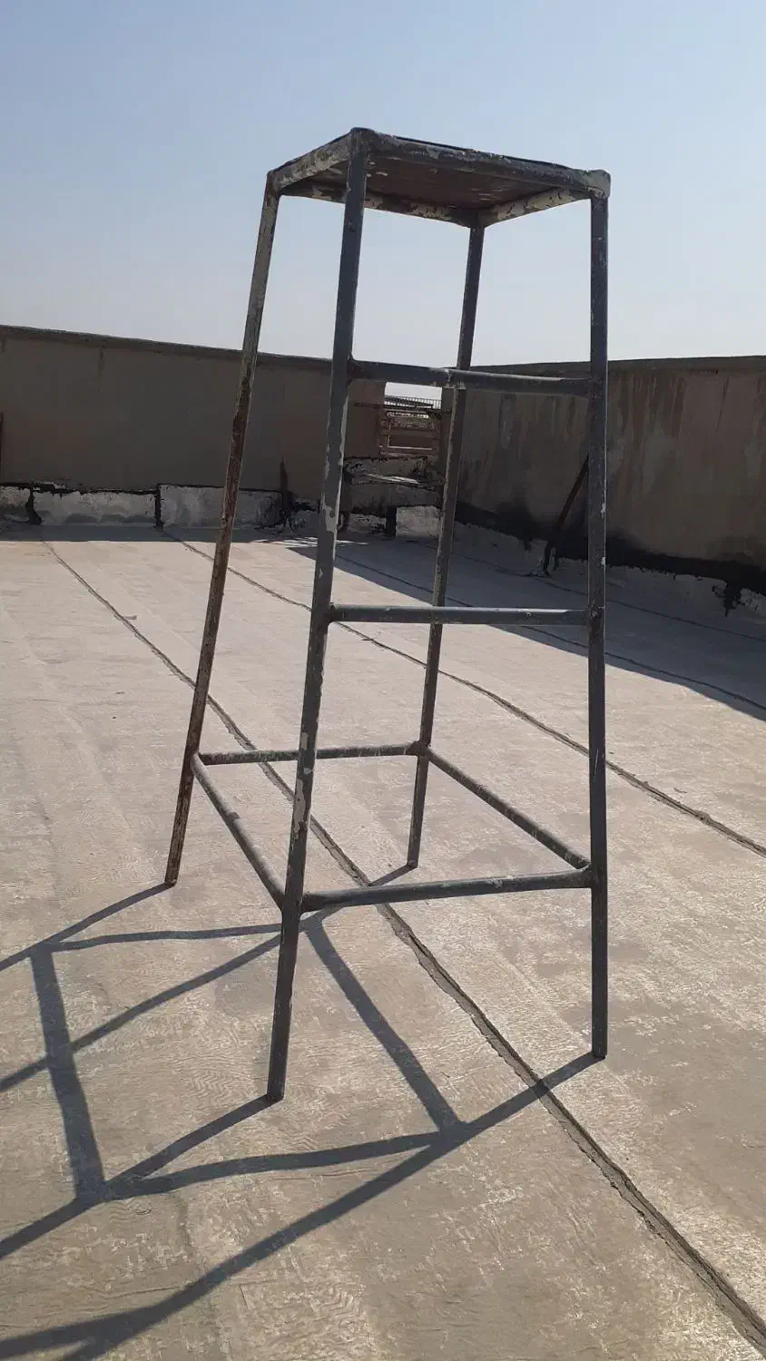 چهار پایه|ابزارآلات|فولادشهر, مسکن مهر فولادشهر|دیوار