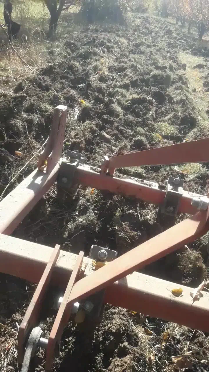 خدمات کشاورزی با تراکتور باغی|خدمات باغبانی و درختکاری|ارومیه, |دیوار