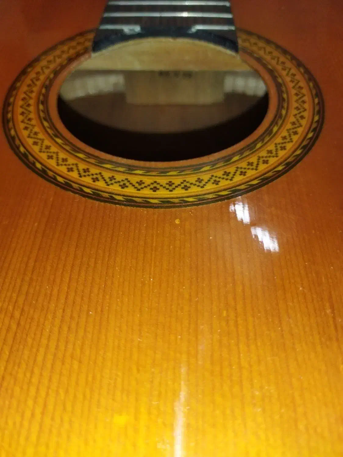 گیتار کلاسیک ژاپنی اریا Aria ac7|گیتار، بیس، امپلیفایر|قوچان, |دیوار