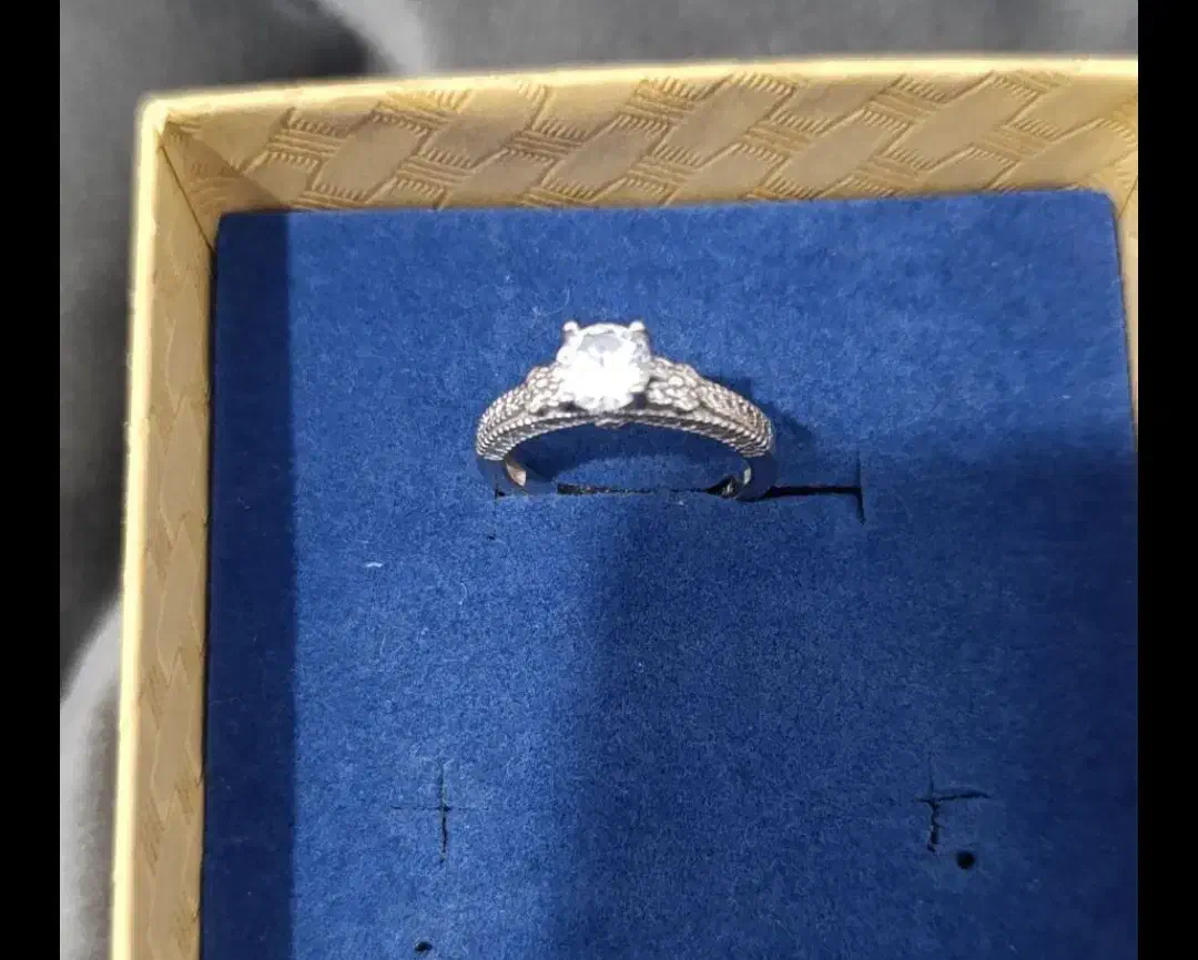 نقره عتیقه|کلکسیون اشیاء عتیقه|مرودشت, بیست متری بیمارستان|دیوار