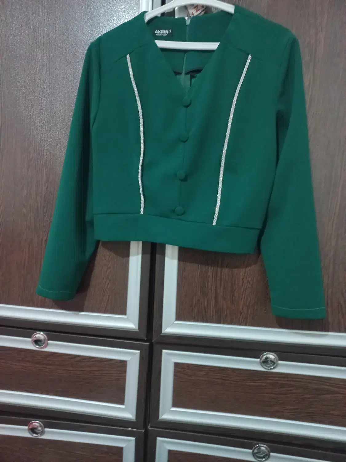 لباس در حدنو|لباس|سراب, |دیوار