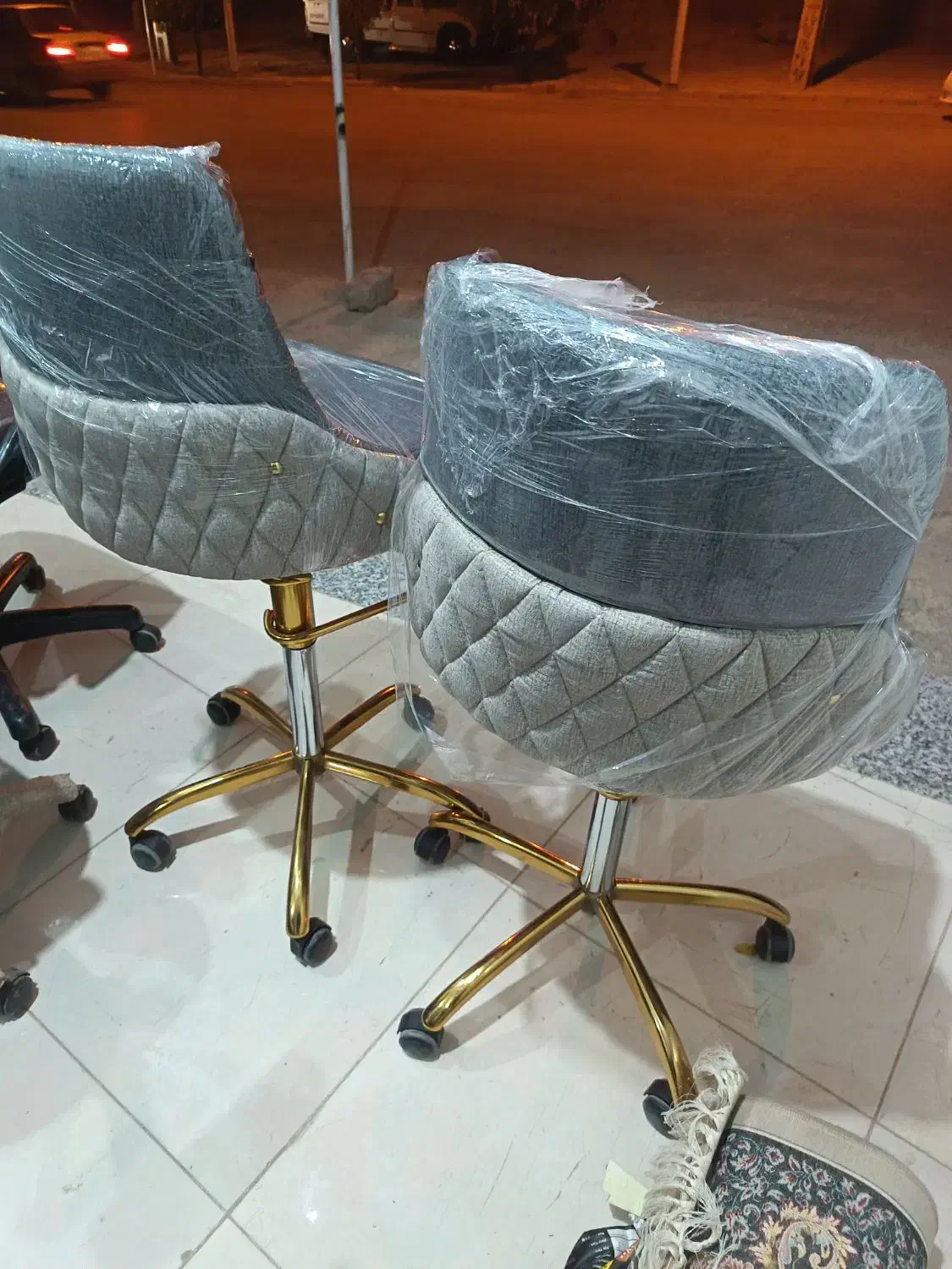 صندلی جک دار|صندلی و نیمکت|سیدان, |دیوار