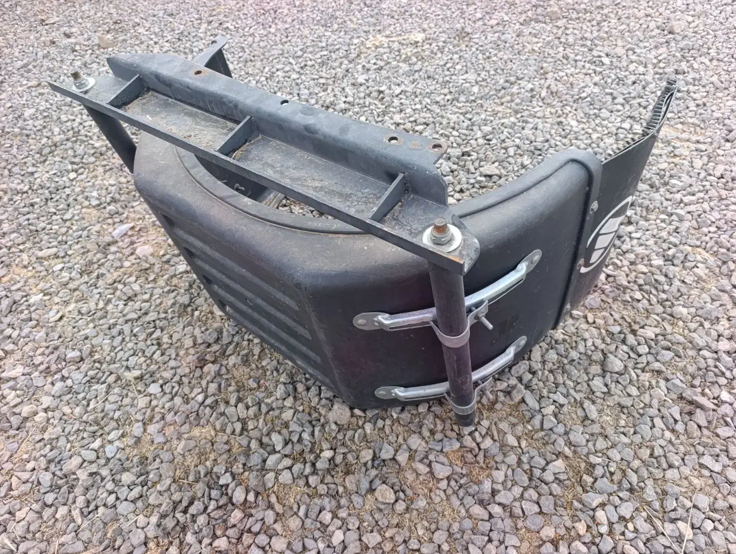 شل گیر الوند|عمده‌فروشی|مرودشت, تخت جمشید|دیوار