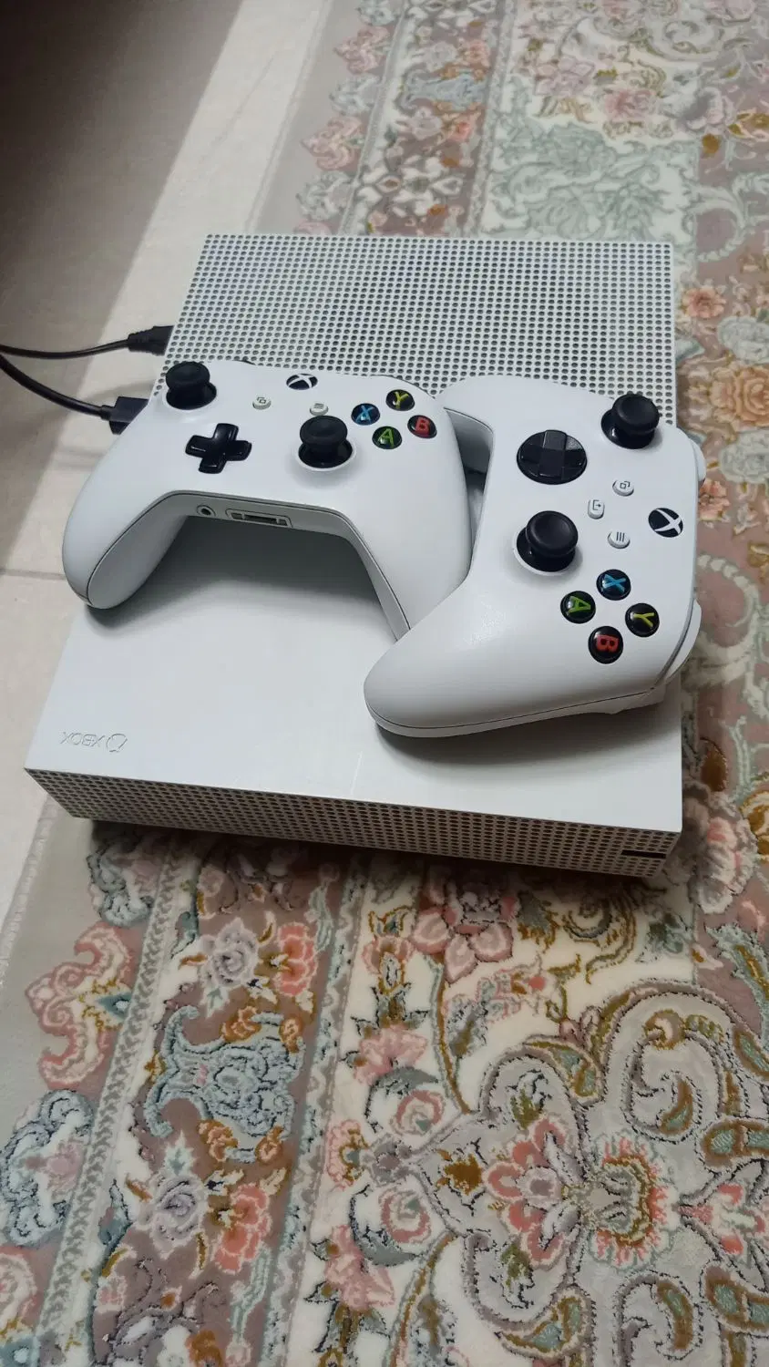 xbox one s 1T|کنسول، بازی ویدئویی و آنلاین|قزوین, |دیوار