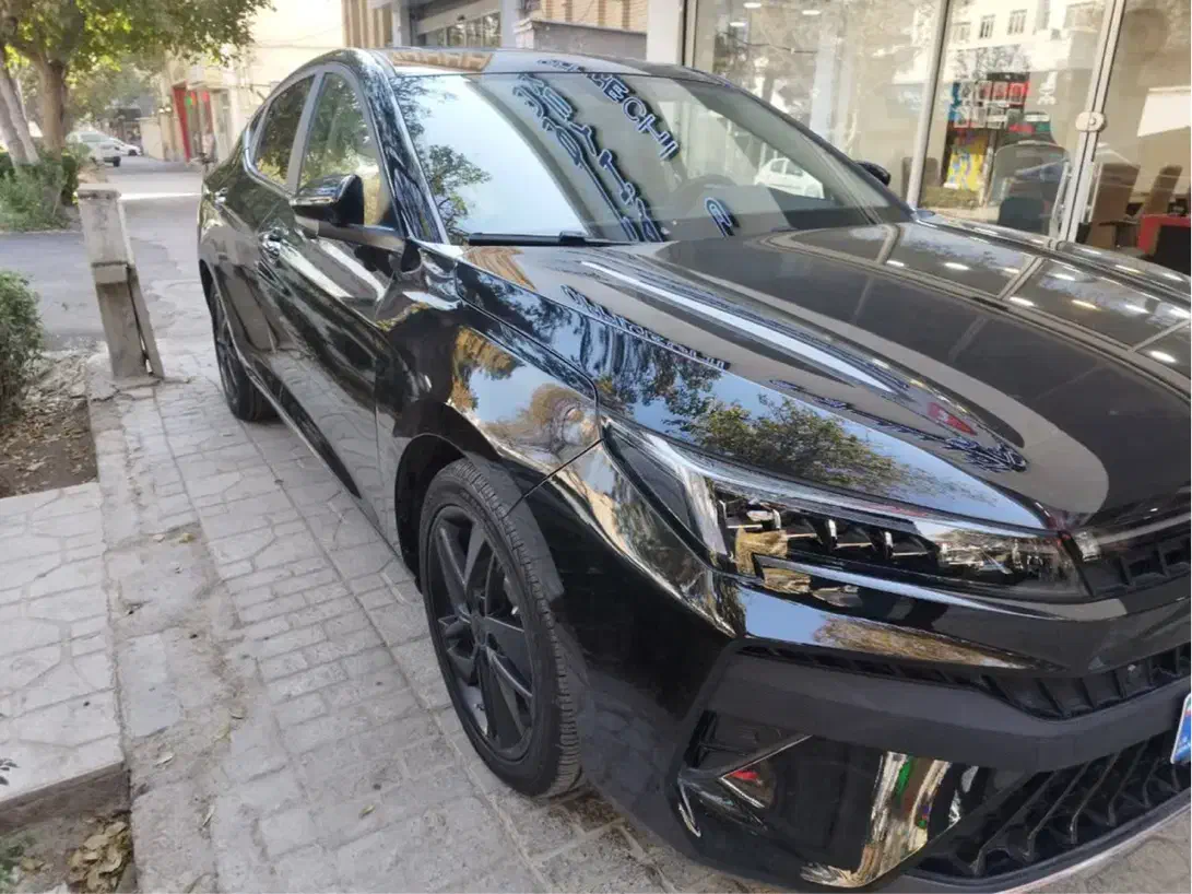 مدل ۱۴۰۳Kmc J7|خودرو سواری و وانت|مشهد, سناباد|دیوار