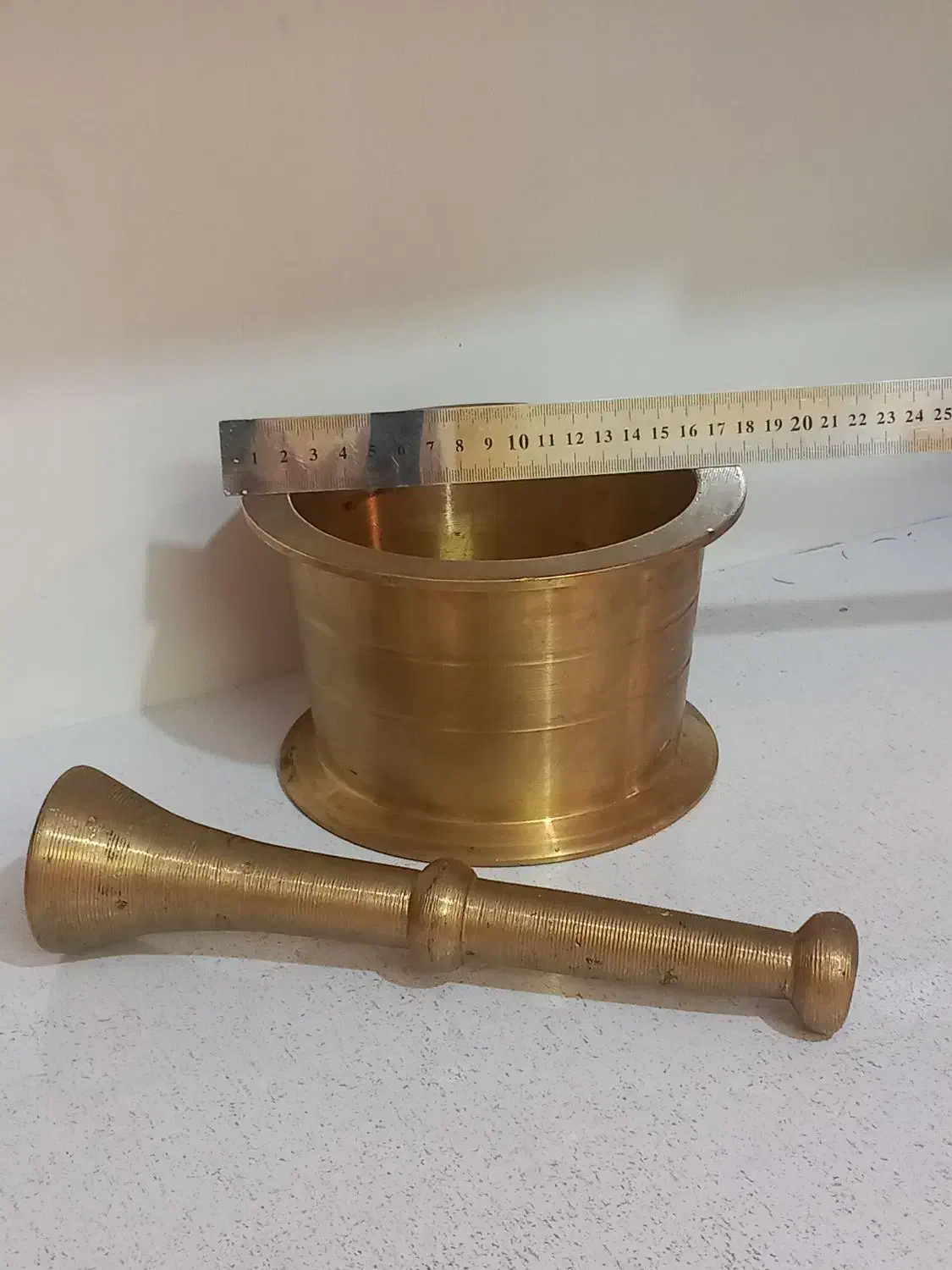 هاون بزرگ ۵ کیلویی برنجی|کلکسیون اشیاء عتیقه|زاهدان, |دیوار