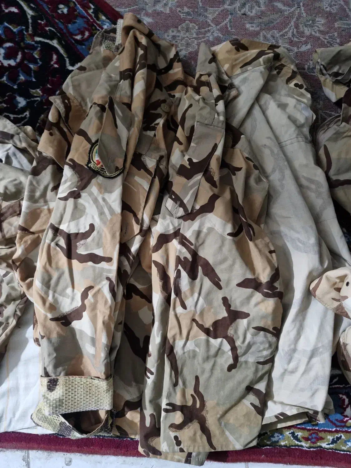 لباس سربازی.پیراهن و اورکت..کاپشن|لباس|اصفهان, فجر|دیوار