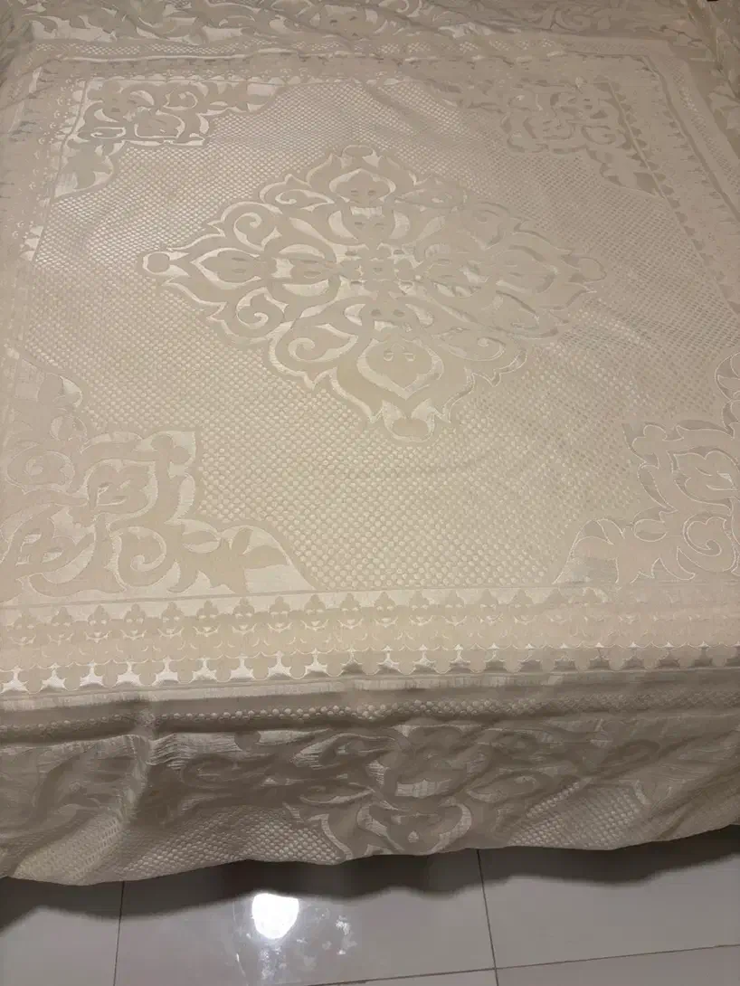 روتختی خارجی|رختخواب، بالش، پتو|شهرکرد, |دیوار