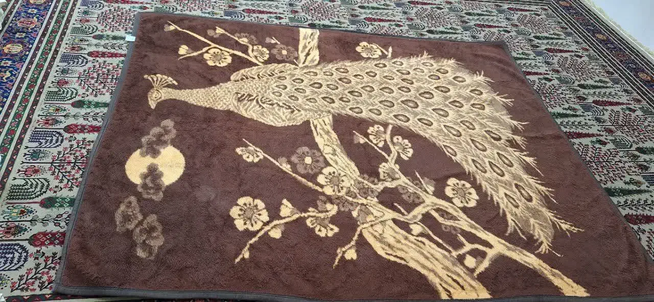 دوعدد پتو|رختخواب، بالش، پتو|قم, زنبیل آباد|دیوار