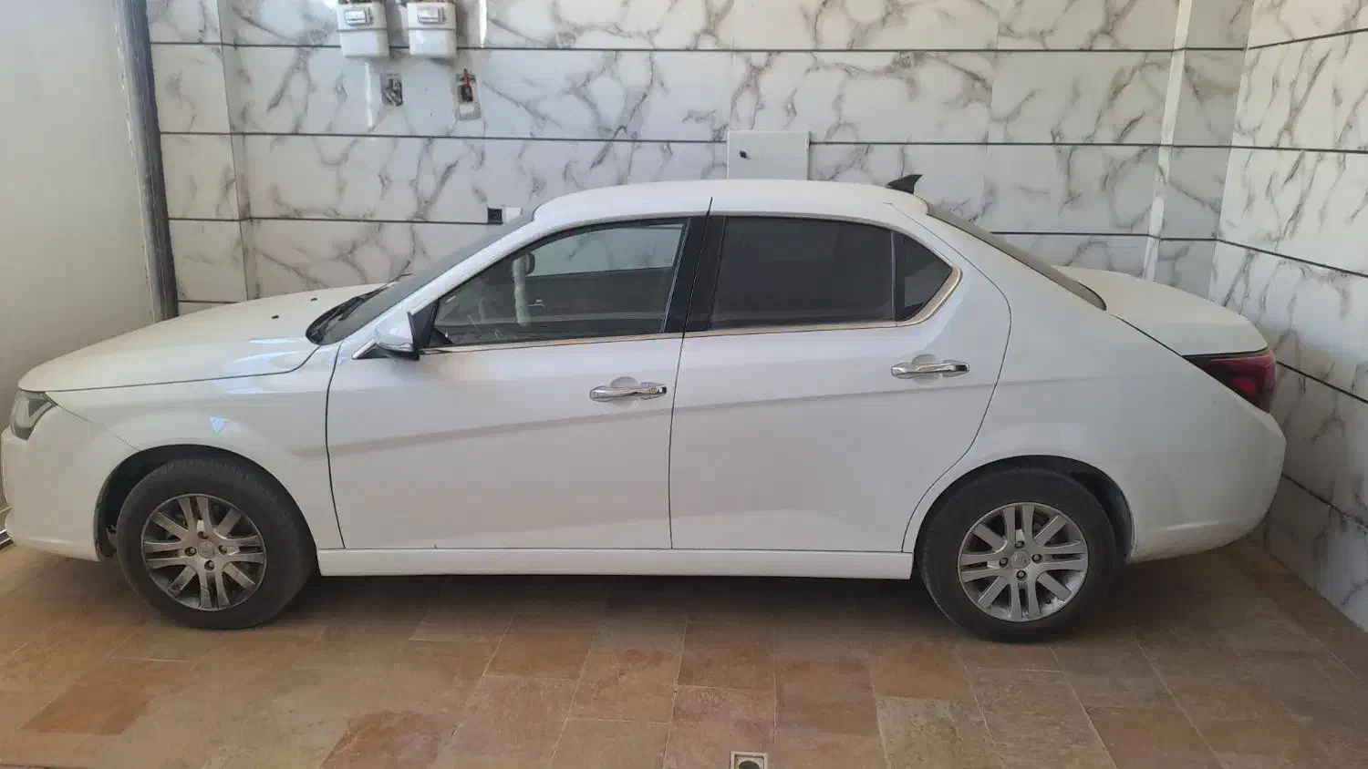 دنا پلاس404|خودرو سواری و وانت|برخوار, |دیوار