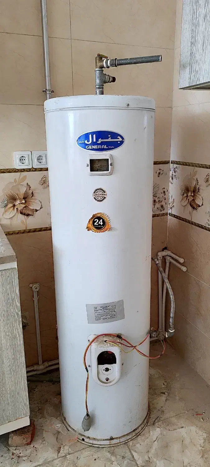 آبگرمکن ایستاده گازی و برقی|آبگرمکن، پکیج، شوفاژ|مریوان, |دیوار
