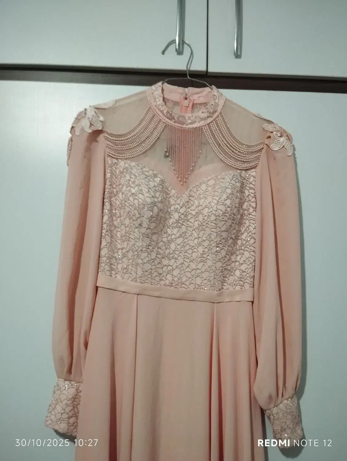 لباس مجلسی|لباس|کهریزک, |دیوار