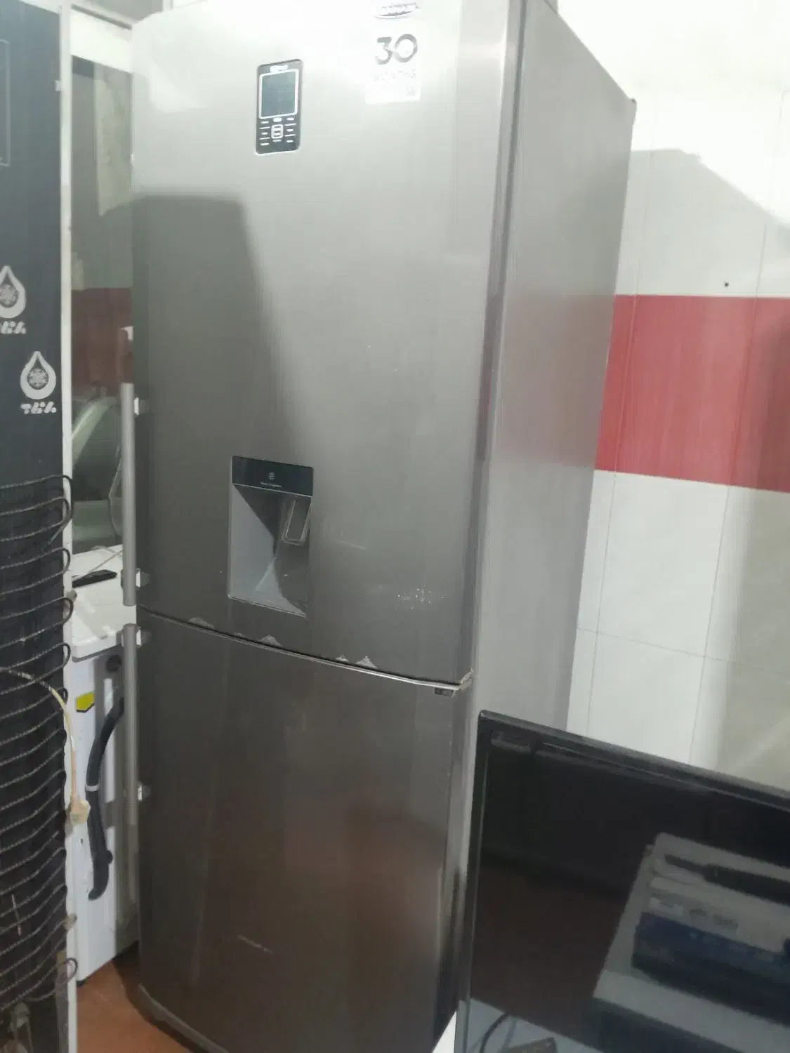 دو عدد یخچال فریزر سالم در حد نو|یخچال و فریزر|رشت, انصاری|دیوار