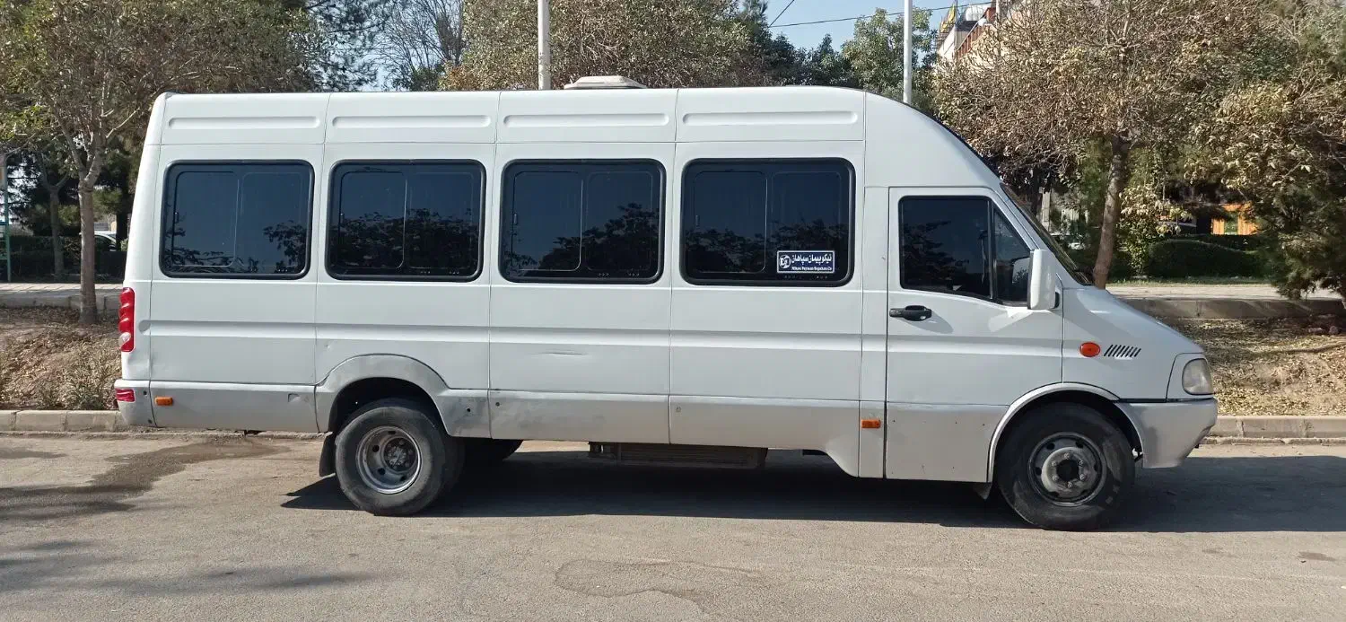 مینی بوس ایویکو دربستی((مدارس و گردشگری و شرکتها))|خدمات حمل و نقل|اصفهان, برازنده|دیوار