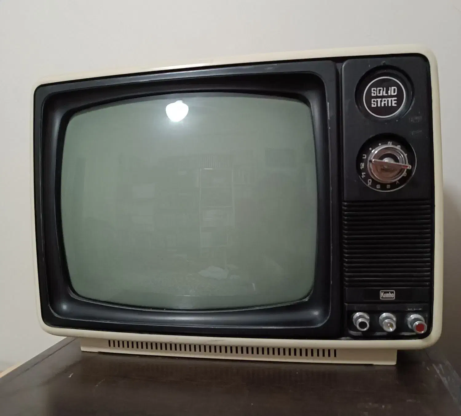 تلویزیون قدیمی کره ای KUMHO|کلکسیون اشیاء عتیقه|تهران, شهرک بوعلی|دیوار