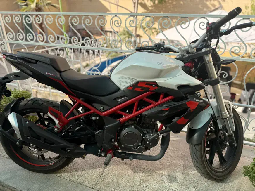 بنلی تک سیلندر ۲۵۰|موتورسیکلت|اصفهان, بهار آزادی|دیوار