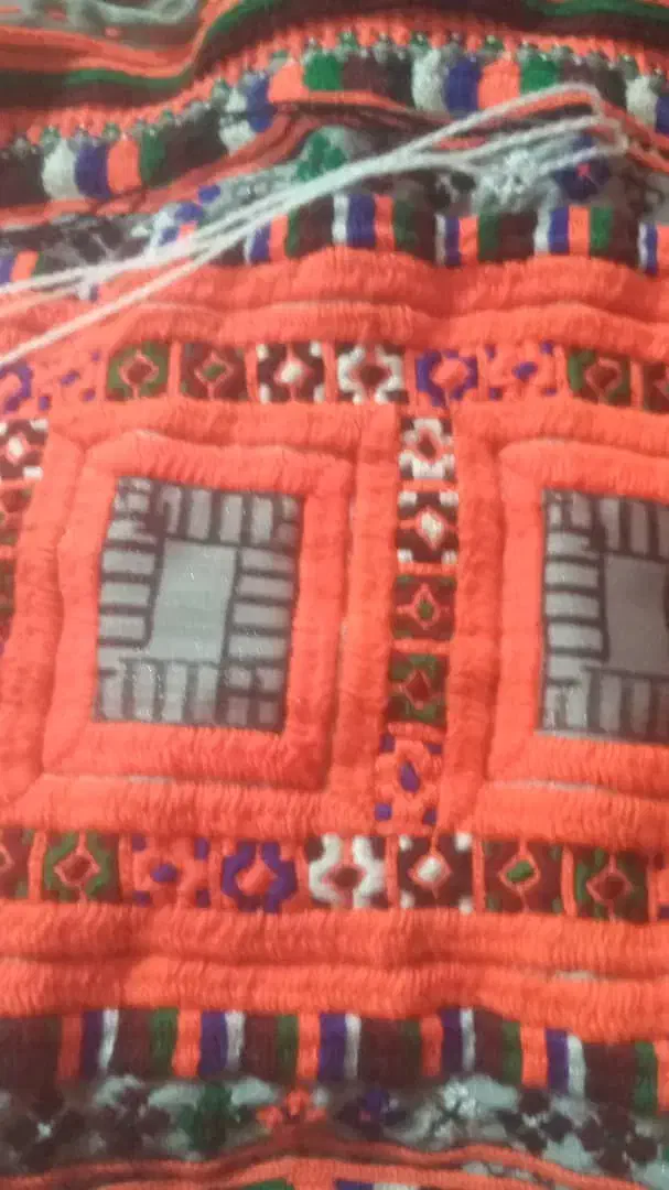 دوخت گورکش|لباس|ایرانشهر, |دیوار