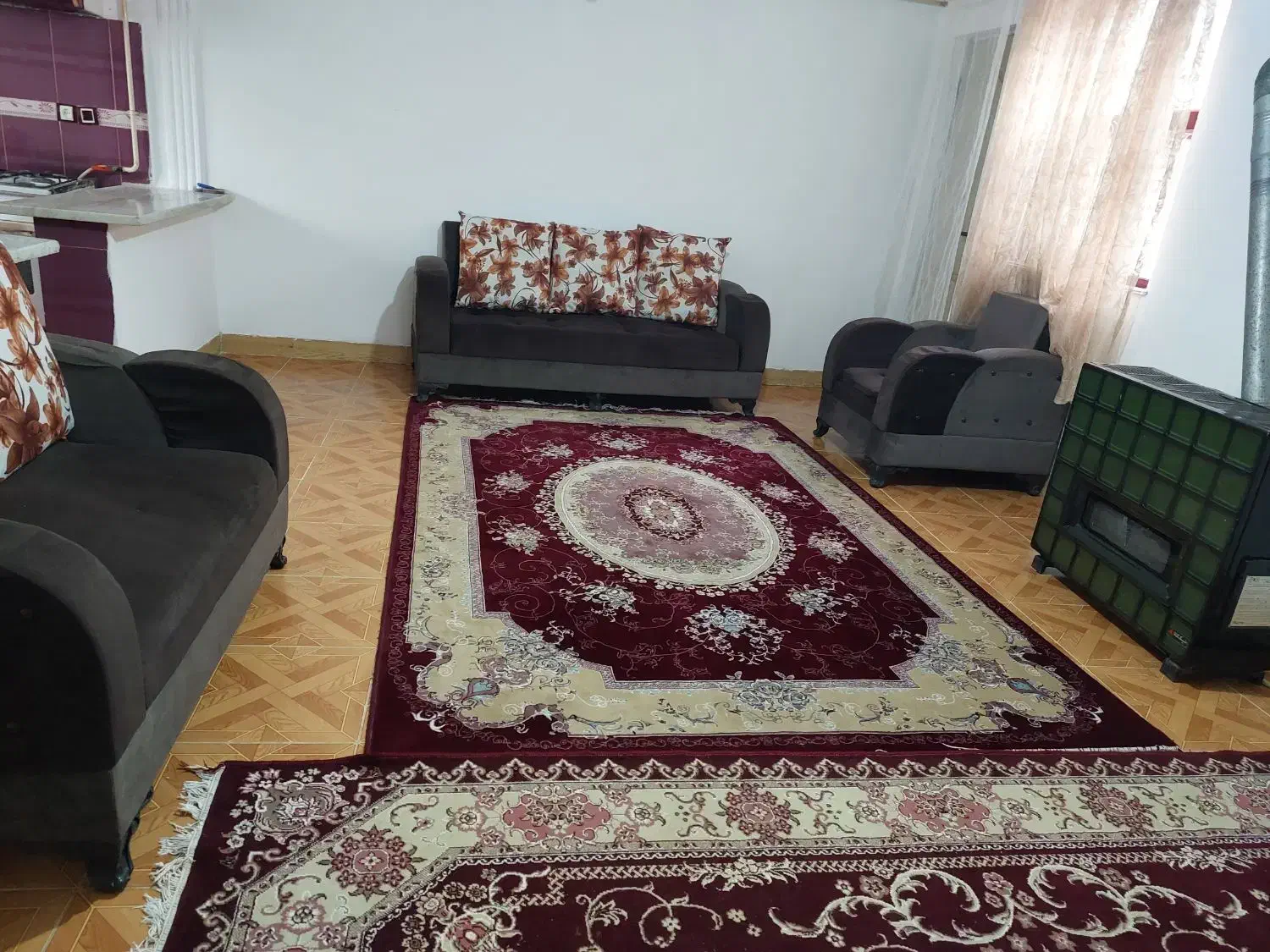 اجاره روزانه منزل با امکانات کامل|اجارهٔ کوتاه‌مدت آپارتمان و سوئیت|رشت, گیل|دیوار