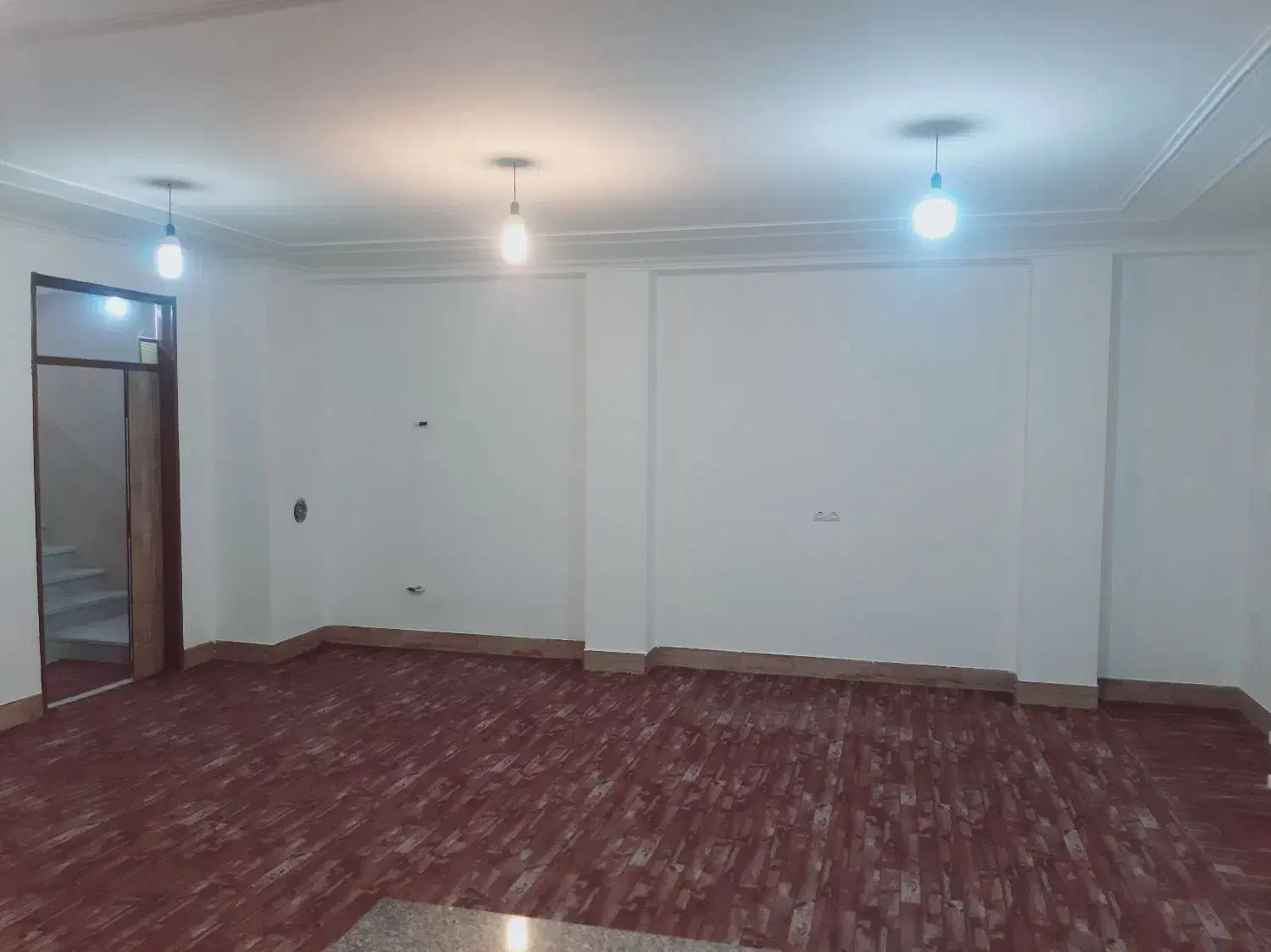 طبقه۲ نوساز ورودی مجزا حوالی میدان امام حسین(ع)|اجارهٔ آپارتمان|داراب, |دیوار