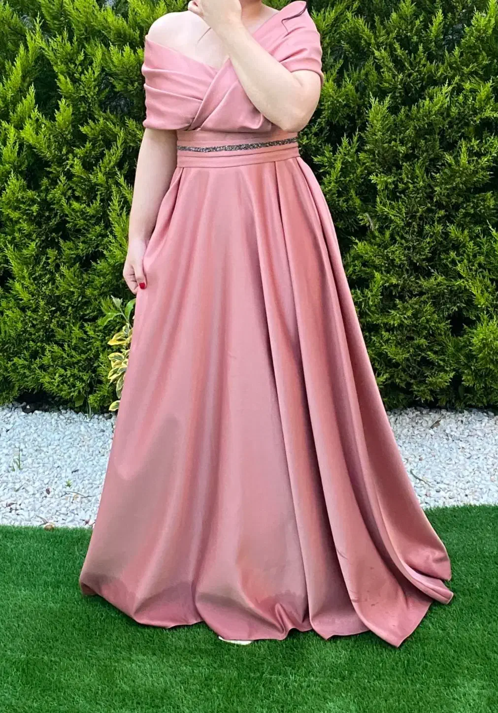 لباس مجلسی|لباس|لشت نشا, |دیوار