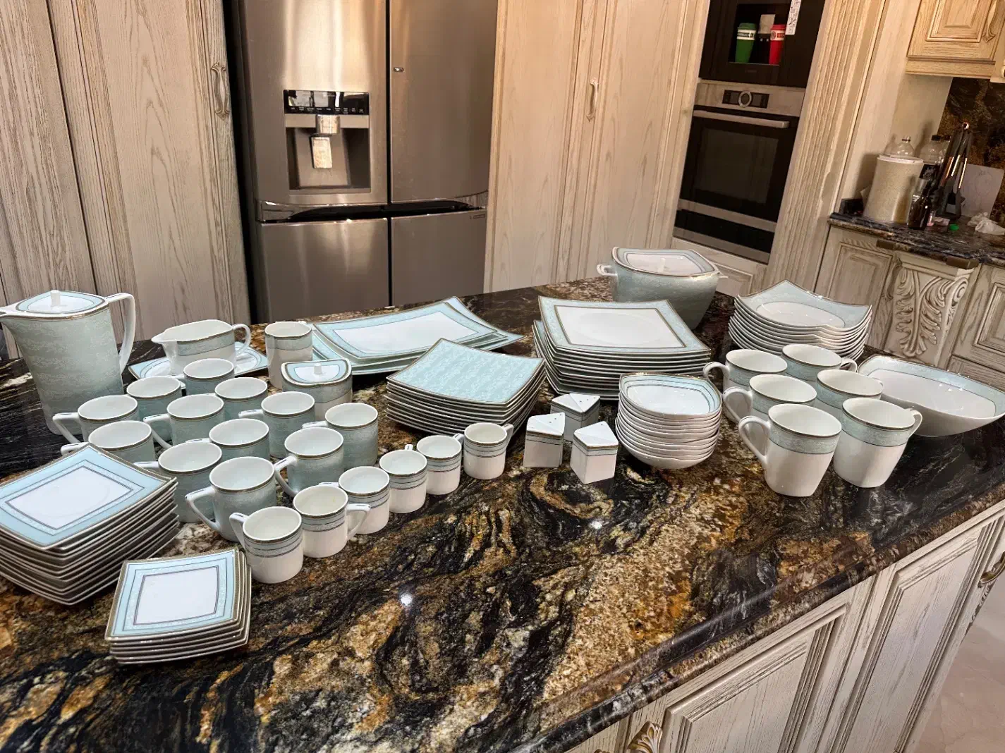 سرویس چینی۱۲ نفر رزنتال مستقیم آلمان سوپررویال خاص|ظروف سرو و پذیرایی|تهران, سازمان برنامه شمالی|دیوار