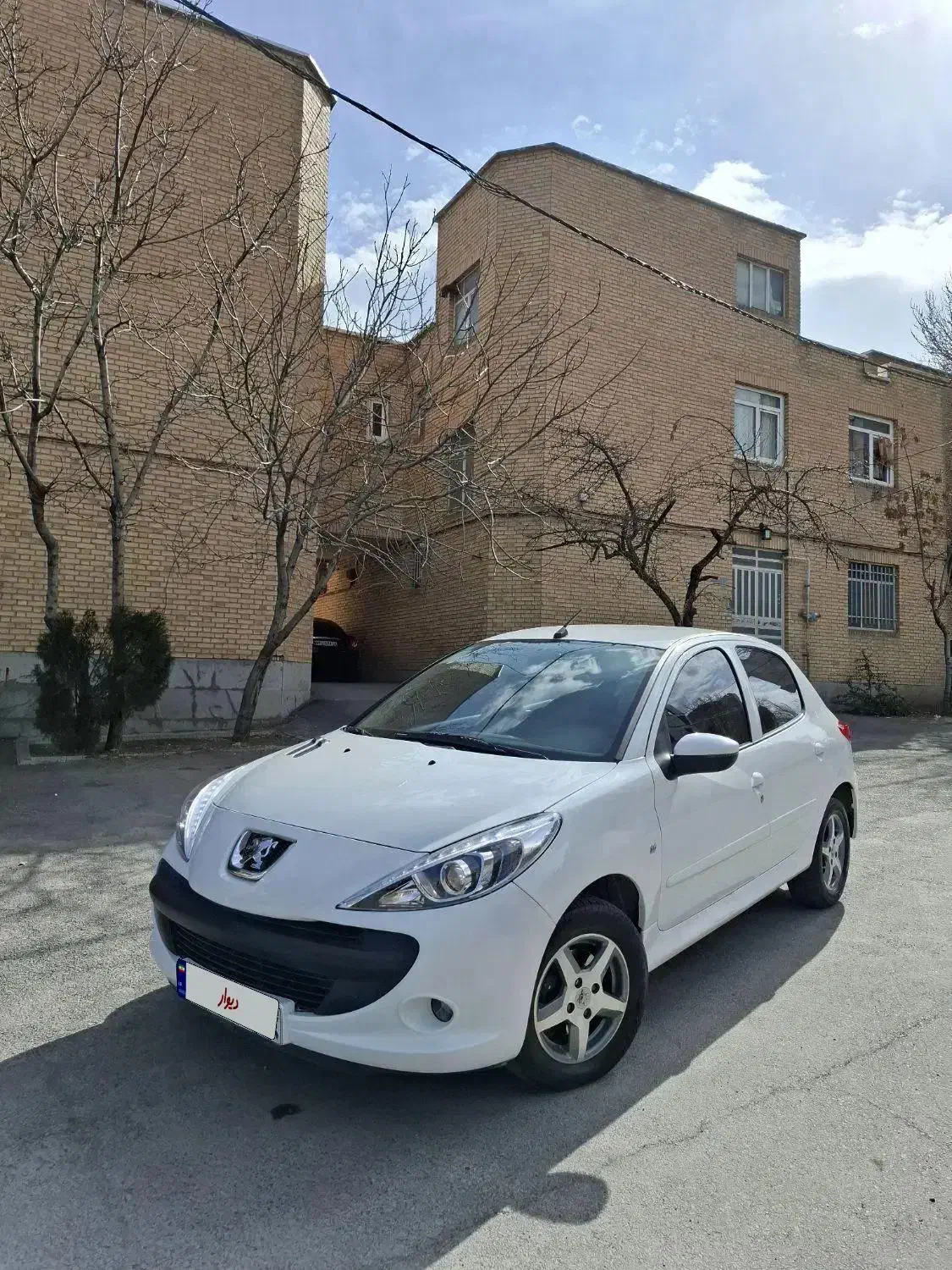 ۲۰۷مدل ۱۴۰۱|خودرو سواری و وانت|همدان, |دیوار