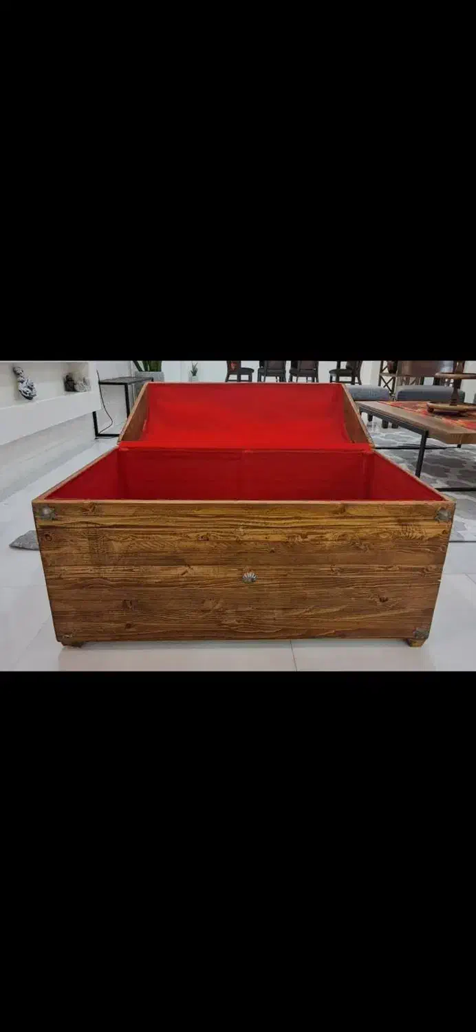 صندوق تمام چوب|کلکسیون اشیاء عتیقه|اصفهان, بهارستان|دیوار