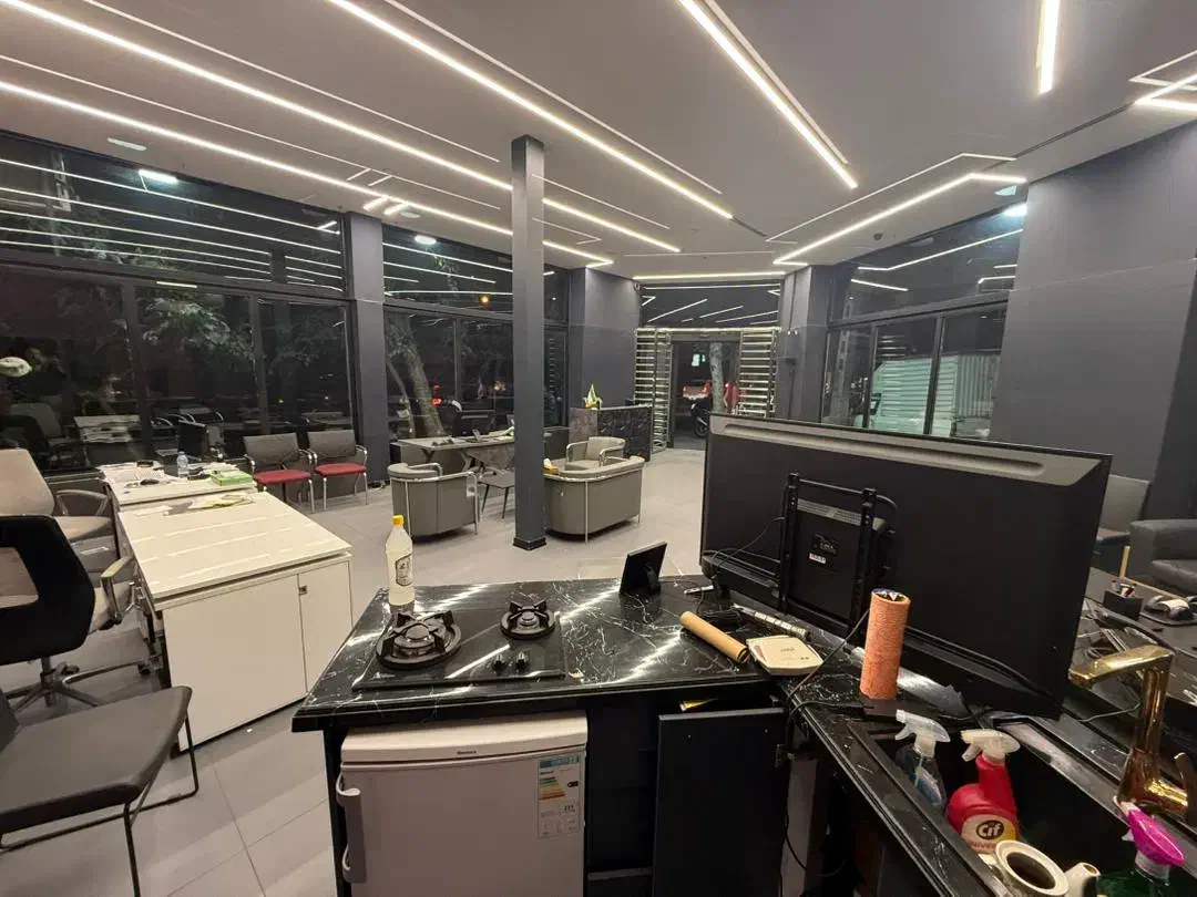 رهن و اجاره مغازه تاپ لوکیشن|اجارهٔ مغازه و غرفه|تهران, اختیاریه|دیوار