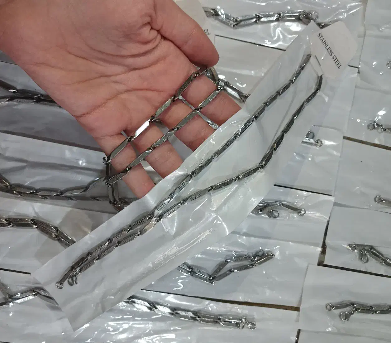 گردنبند|بدلیجات|اصفهان, شهرک کوثر|دیوار