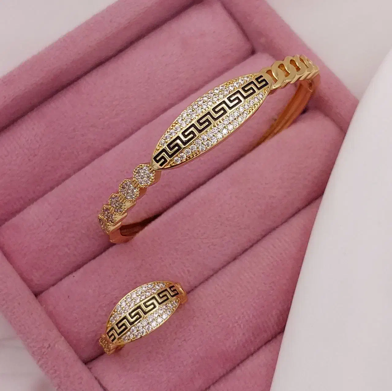 بنگل ورساچه|بدلیجات|همدان, |دیوار