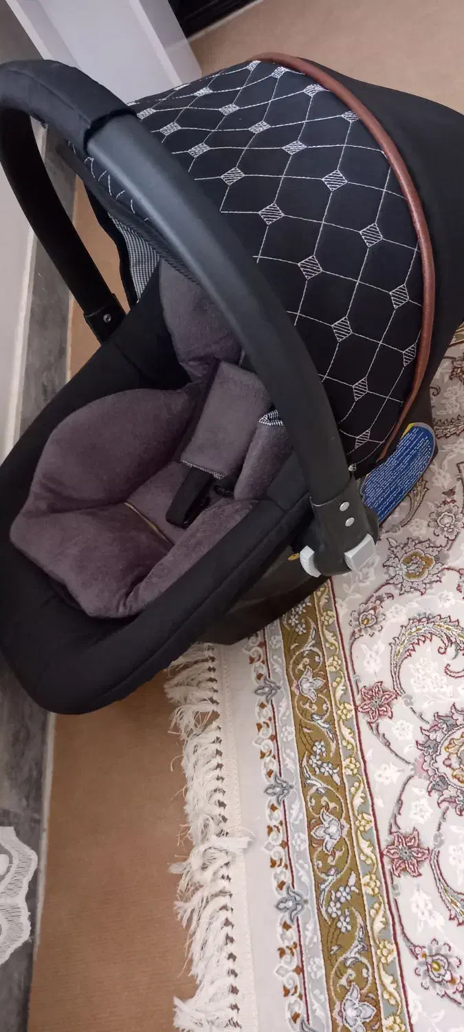 کریر نوزاد|کالسکه و لوازم جانبی|مرند, |دیوار